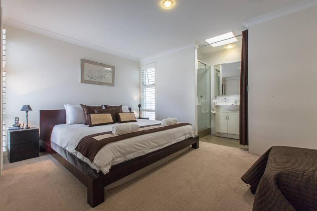 Beach View Apartment In Cottesloe Perth Buitenkant foto
